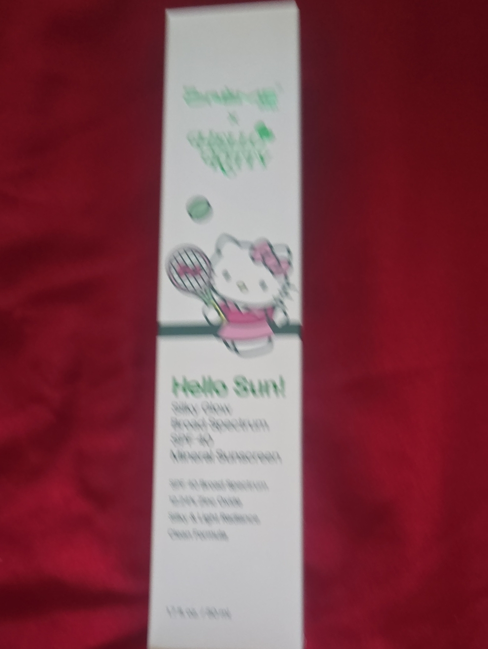 Hello Kitty Suncreen  Sikly Glow Spf 40